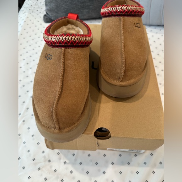 Authentic Ugg platform Tazz slippers - Picture 6 of 8